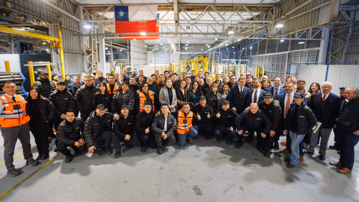 Biministro Mas valora innovación desarrollada en Chile para la manufactura de barras de sondaje